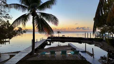 11 Bay Road, Key Largo, FL 33037
