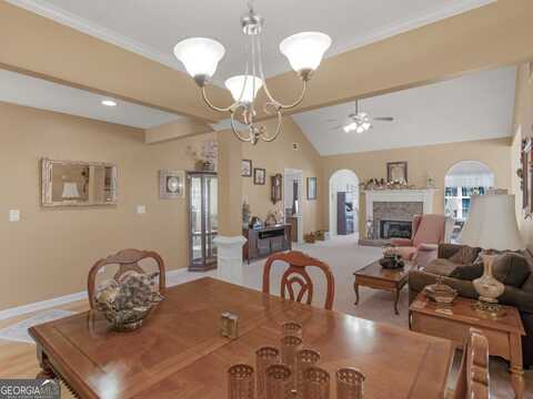 509 Carleton, Locust Grove, GA 30248