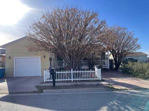 13411 ESTANCIAS DEL SUR Street, San Elizario, TX 79849