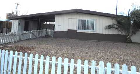 2313 E McWilliams Avenue, Las Vegas, NV 89101