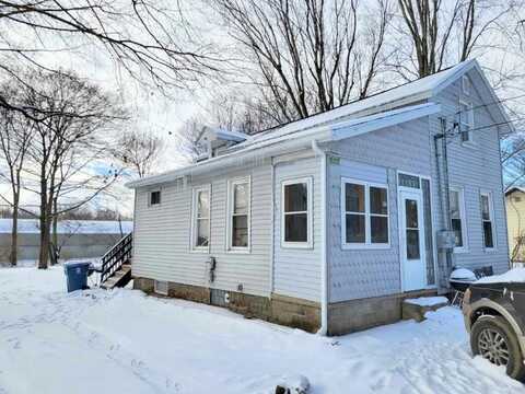 321 G Avenue W, Kalamazoo, MI 49004