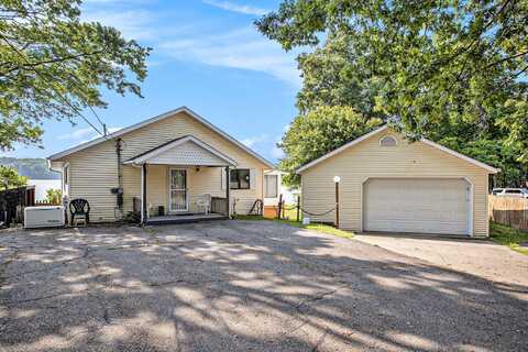 12118 N Sherman Lake Drive, Augusta, MI 49012