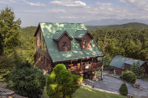 2251 Upper Middle Creek Road, Sevierville, TN 37876