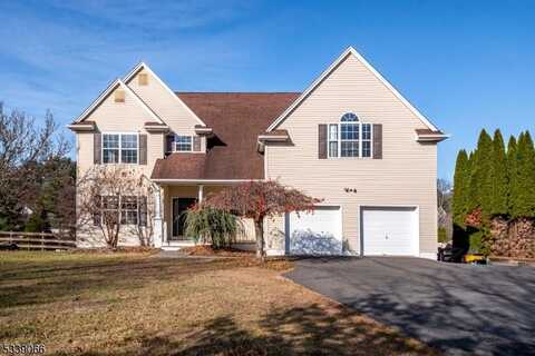 19 Ridgley St, Mansfield, NJ 07840