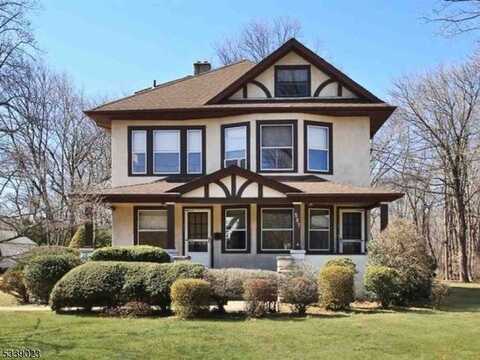 587 Wyckoff Ave, Wyckoff, NJ 07481