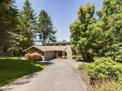 7051 Linda Road, Humboldt Hill, CA 95503