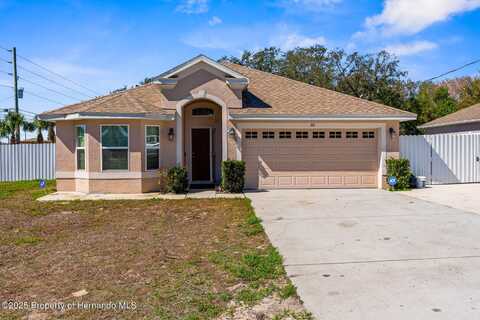 101 Parkton Avenue, Spring Hill, FL 34606