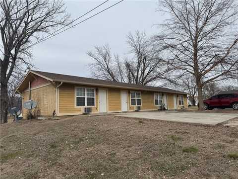 502 Madison Street, Oskaloosa, KS 66066