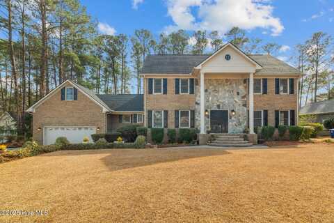 1105 Greenway Drive, Jacksonville, NC 28546