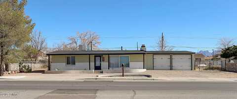 4004 Elks Drive, Las Cruces, NM 88005