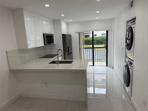 5420 W 21st Ct, Hialeah, FL 33016