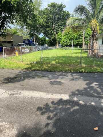 2499 NE 136th Ln, North Miami Beach, FL 33181