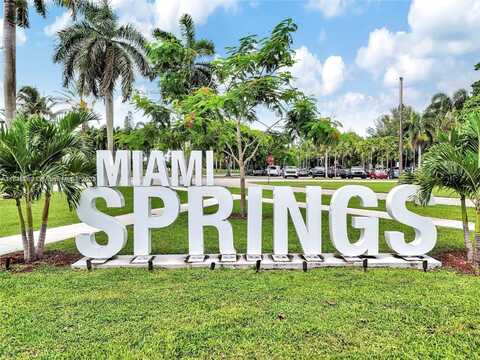 685 Miller Dr, Miami Springs, FL 33166