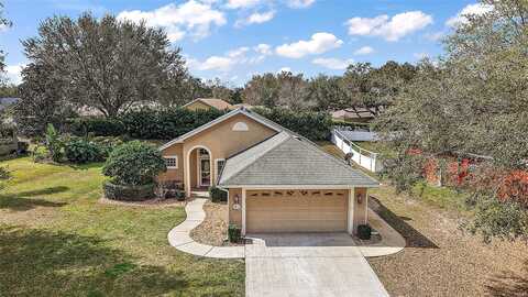 81 GOLFVIEW CIRCLE, UMATILLA, FL 32784