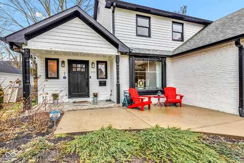 333 S 4th Street, Zionsville, IN 46077