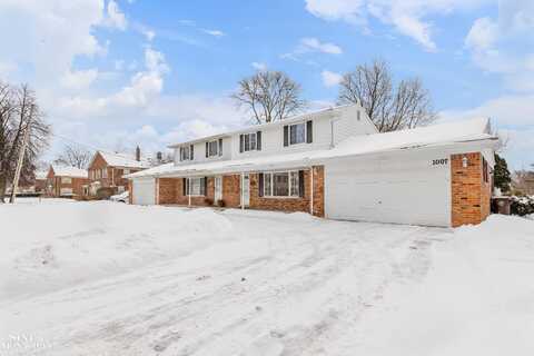 1007 Vernier, Grosse Pointe Woods, MI 48236