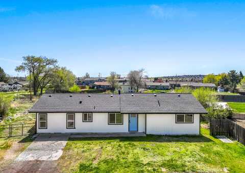 3412 SW Forest Court, Redmond, OR 97756