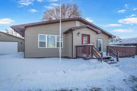 606 2nd St SW, Stanley, ND 58784