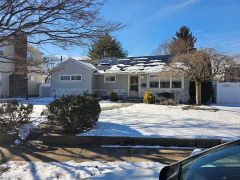 1284 Forest Avenue, Baldwin, NY 11510