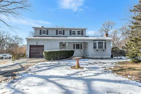 1280 Waverly Avenue, Farmingville, NY 11738