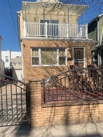 10805 103rd Avenue, Richmond Hill, NY 11419