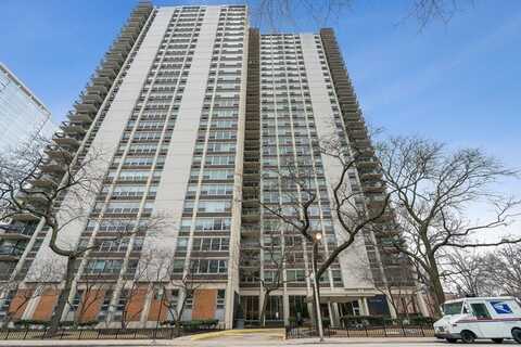 1255 N Sandburg Terrace, Chicago, IL 60610