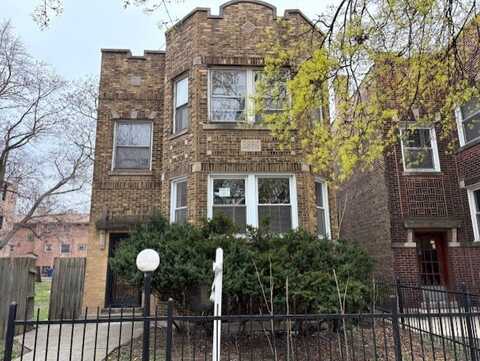 8013 S Dobson Avenue, Chicago, IL 60619