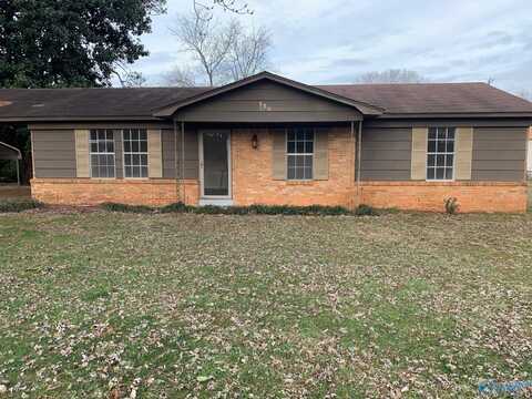 120 Edinburgh Drive, Athens, AL 35611