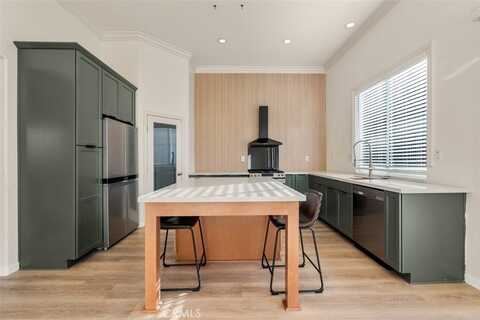 34 Vista Palermo, Lake Elsinore, CA 92532