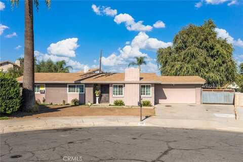 786 E Holly Street, Rialto, CA 92376