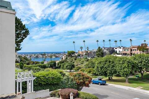 414 Carnation Avenue .5, Corona del Mar, CA 92625