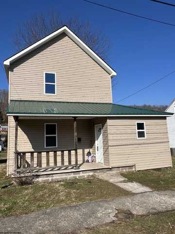 149 Beech Avenue, Philippi, WV 26416