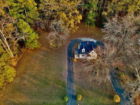 194 Luttrellville Road, Callao, VA 22435