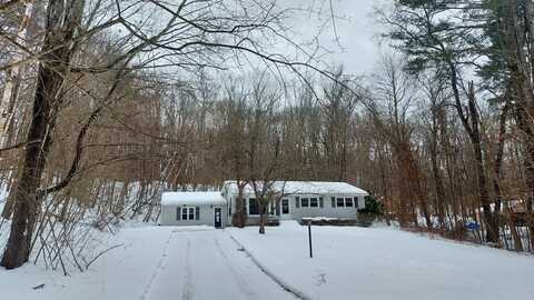 14 Pace Road, Pownal, VT 05201