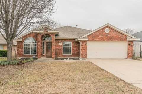 7462 Brittany Place, Fort Worth, TX 76137