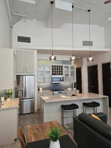 2600 W 7th Street, Fort Worth, TX 76107