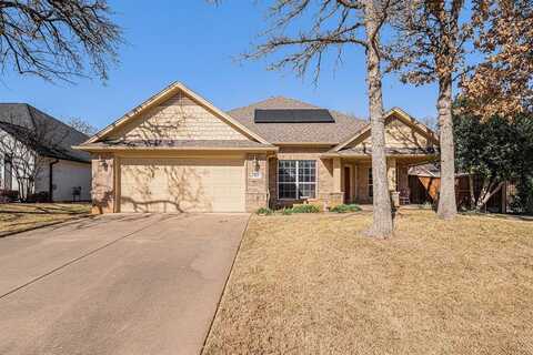 813 Royal Oak Lane, Burleson, TX 76028