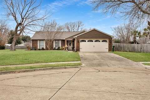 419 Creekmeadow Lane, Lewisville, TX 75067