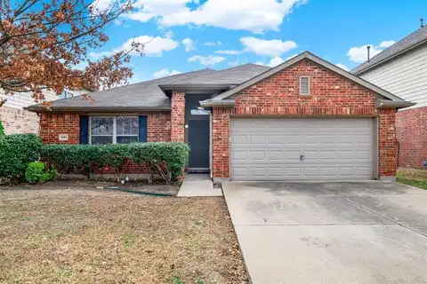 4204 Enchanted Rock Lane, Fort Worth, TX 76244