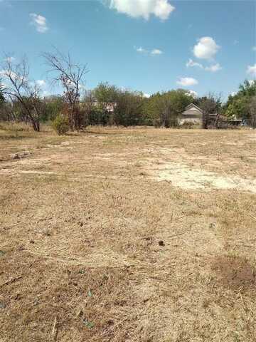 802 S NECHES Street, Coleman, TX 76834