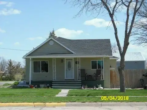 751 Walnut St, Sutherland, NE 69165