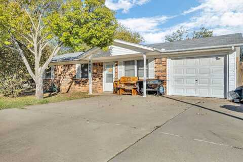 102 S Beams Ave, Tishomingo, OK 73460