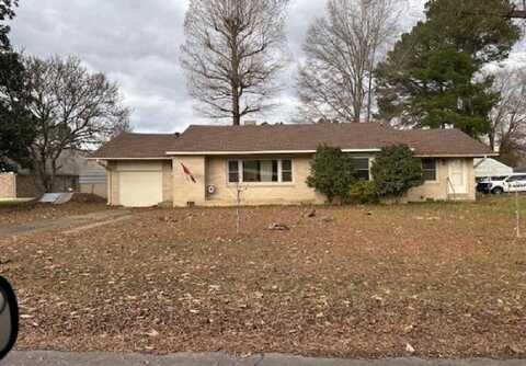 302 W 2nd St, Poyen, AR 72128