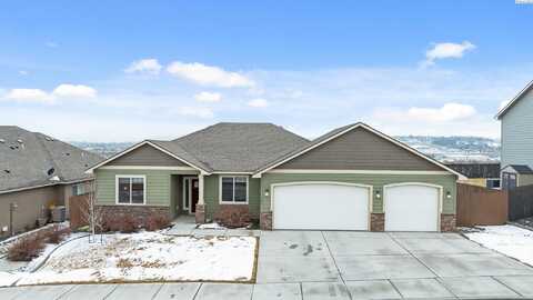 1734 S Honeysuckle Street, Kennewick, WA 99338