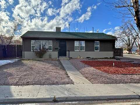 2501 Hyacinth St, Pueblo, CO 81005