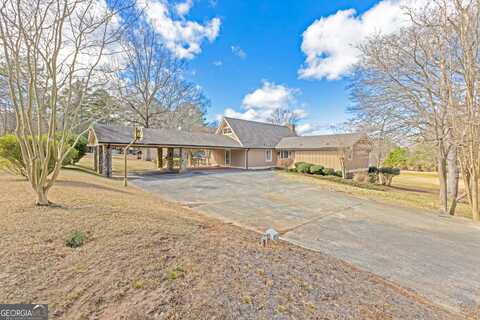 240 Sandy Lake Circle, Fayetteville, GA 30214