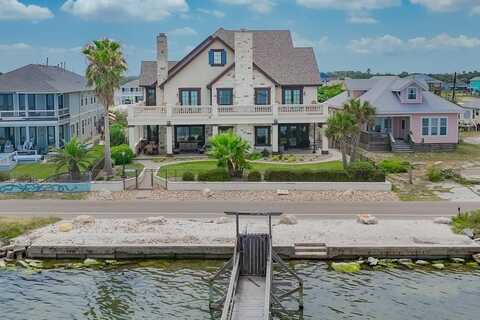 1229 S Water St, ROCKPORT, TX 78382