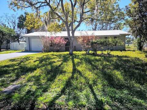 10740 W Spring Circle, Crystal River, FL 34428