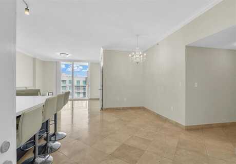 1745 E Hallandale Beach Blvd, Hallandale Beach, FL 33009