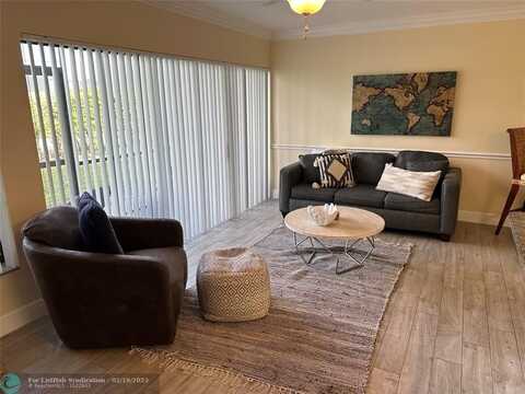 1605 US Highway 1 V-4, Jupiter, FL 33477